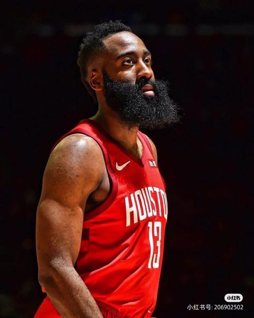 23.34岁，巴萨客战贝蒂斯首发平均年龄创队史95年来最低纪录（巴萨客战贝蒂斯首发均龄仅23.34岁，创队史近95年新低）