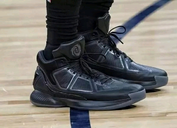 阿斯：因伤病埃雷拉下赛季或将离开博卡，也有可能挂靴退役（阿斯：伤病缠身，埃雷拉或在下赛季告别博卡，不排除选择退役）